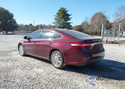2013 Toyota Avalon Hybrid Limited z USA, uszkodzony, nr VIN 4T1BD1EB7DU015571